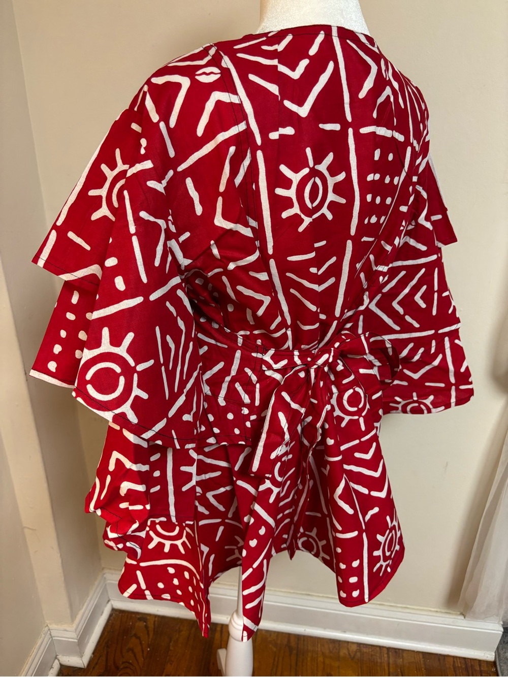 Red V-Neck Geometric Print Ruffle Sleeve Tunic - Picture 9 of 16